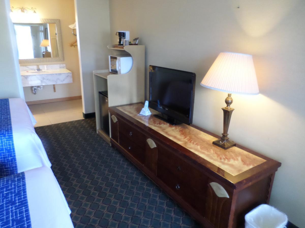 Travelodge By Wyndham Ogallala Buitenkant foto